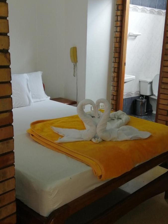 Hotel Torreon De Рионегро Экстерьер фото